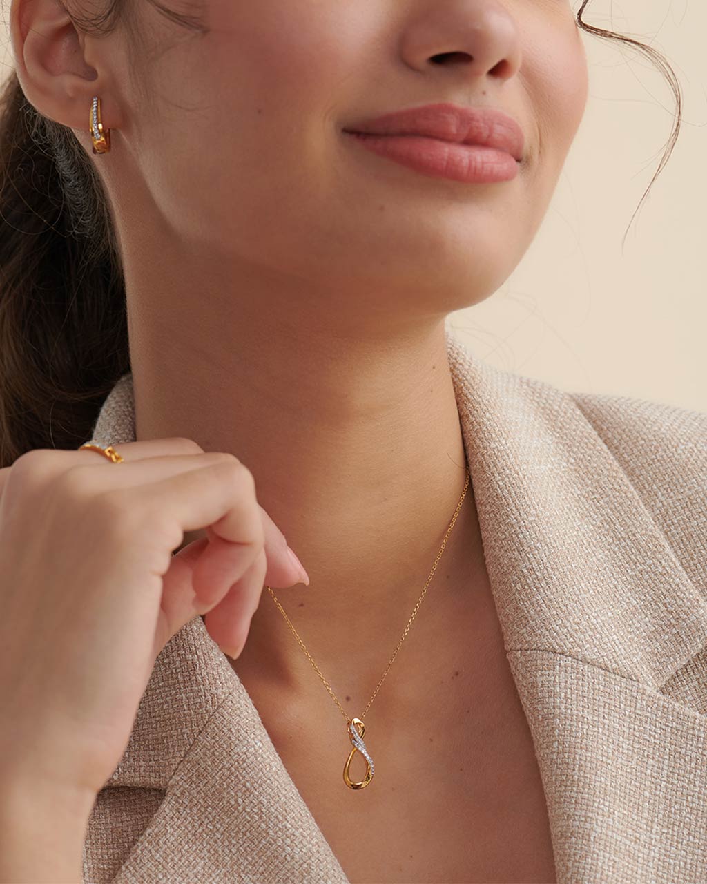 Vertical Infinity Diamond Necklace