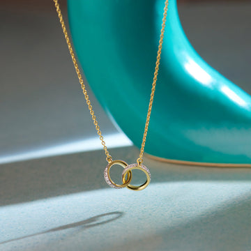 Interlocked Circle Diamond Necklace