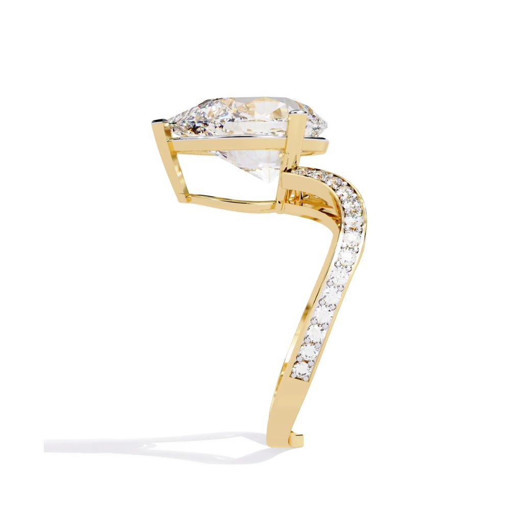 Pear Solitaire Twist Band Ring